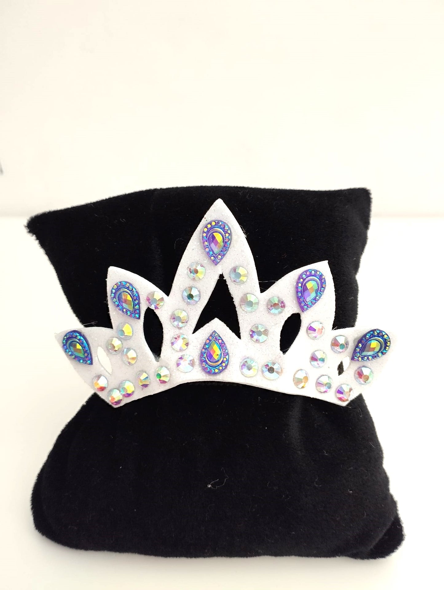Corona de adorno para pelo Blanco y Azul